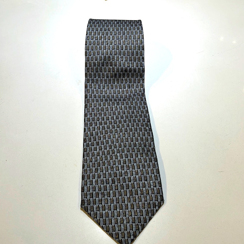 Beautiful Silver and Gold Zegna Tie 100% Silk Made in Italy